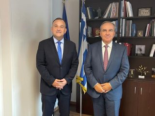 Συνάντηση εργασίας του Ιωάννη Παππά με τον Αναπληρωτή Υπουργό Ανάπτυξης και Επενδύσεων