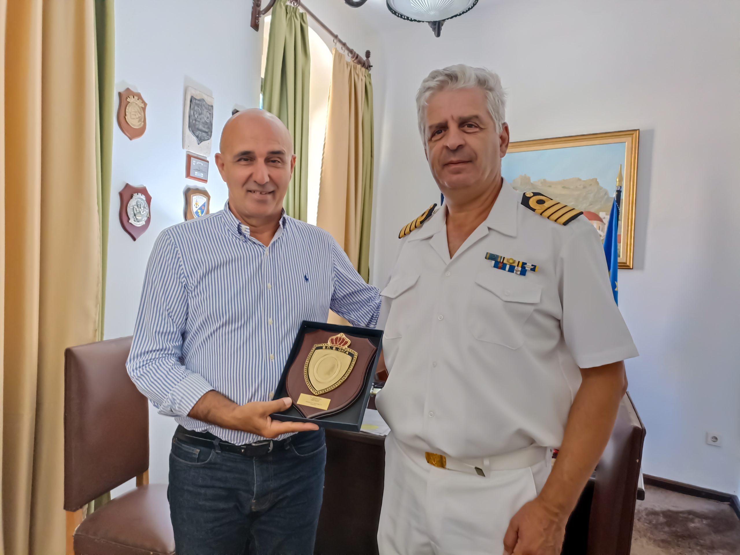 Λέρος: Εθιμοτυπική επίσκεψη του απερχόμενου Διοικητή και Φρούραρχου της ΥΝΤΕΛ