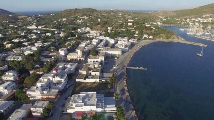 Δήμος Λέρου: Προσοχή στον παραλιακό δρόμο Λακκίου