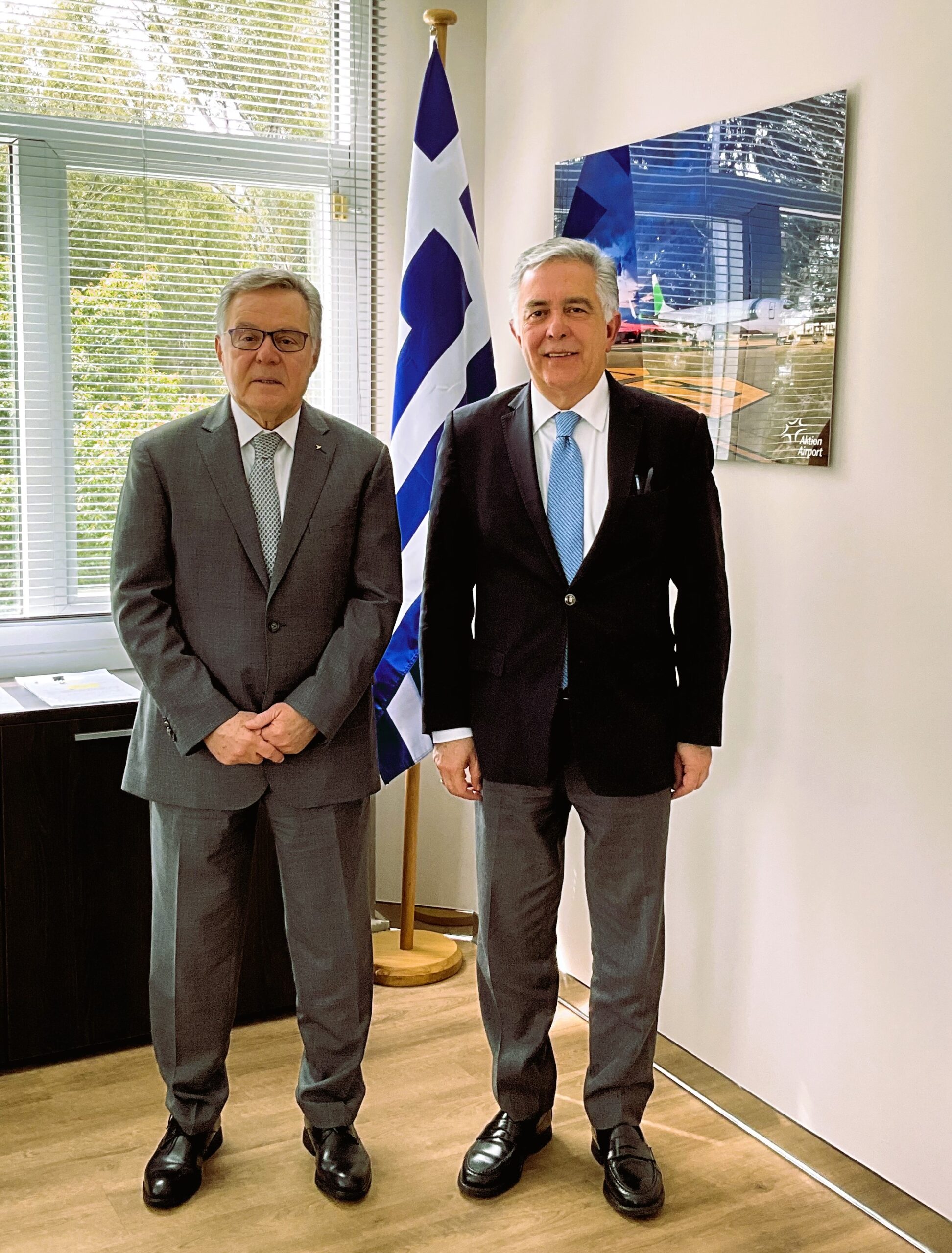 Συνάντηση Βασίλη Α. Υψηλάντη με τον Διοικητή της Αρχής Πολιτικής Αεροπορίας