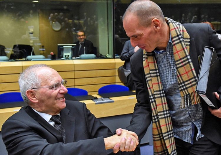 Απομνημονεύματα Σόιμπλε: Η περιγραφή για το «επεισόδιο Βαρουφάκη» και το παρασκήνιο της επιμονής του για Grexit