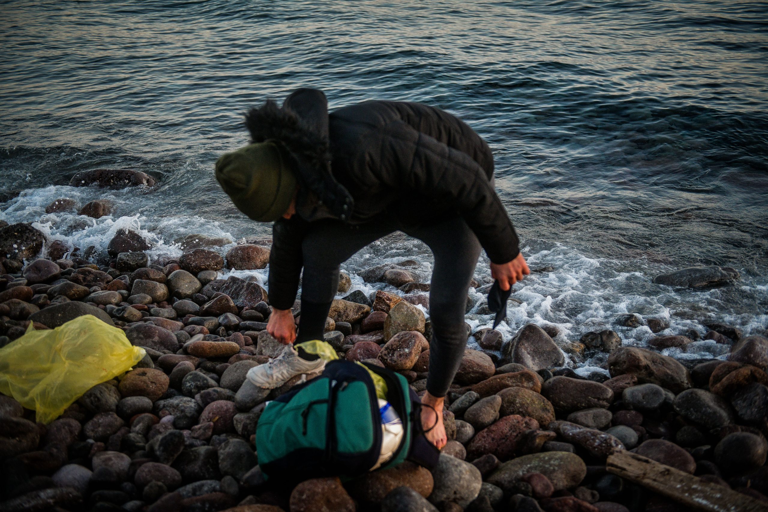 Λέρος: Συνελήφθη Ιρακινός με ένταλμα από την Ιταλία για διακίνηση μεταναστών – «Πιάσατε λάθος άνθρωπο»