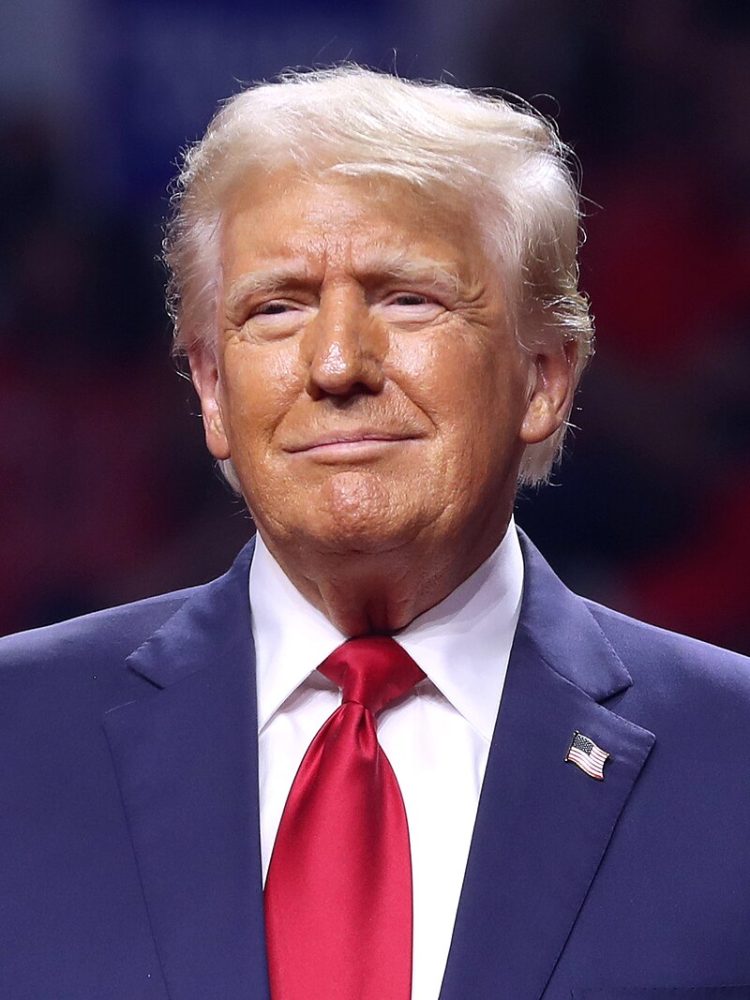 Σε θέση μάχης ΗΠΑ και Ε.Ε. για τους δασμούς… και όχι μόνο