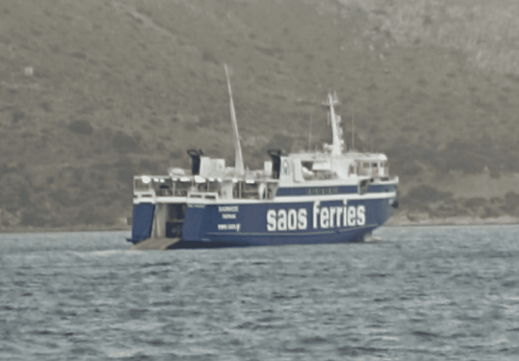 Νέα περιπέτεια του «ΣΑΟΝΗΣΟΣ». Αυτή τη φορά προσέκρουσε στο λιμάνι της Πάτμου!