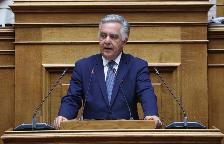 Βασίλης Α. Υψηλάντης: «Απελευθερώθηκε η μετακίνηση αιγοπροβάτων από τα νησιά μας