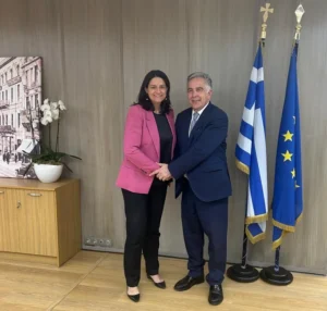 Συνάντηση του Βασίλη Α. Υψηλάντη με την Υπουργό Εργασίας Νίκη Κεραμέως