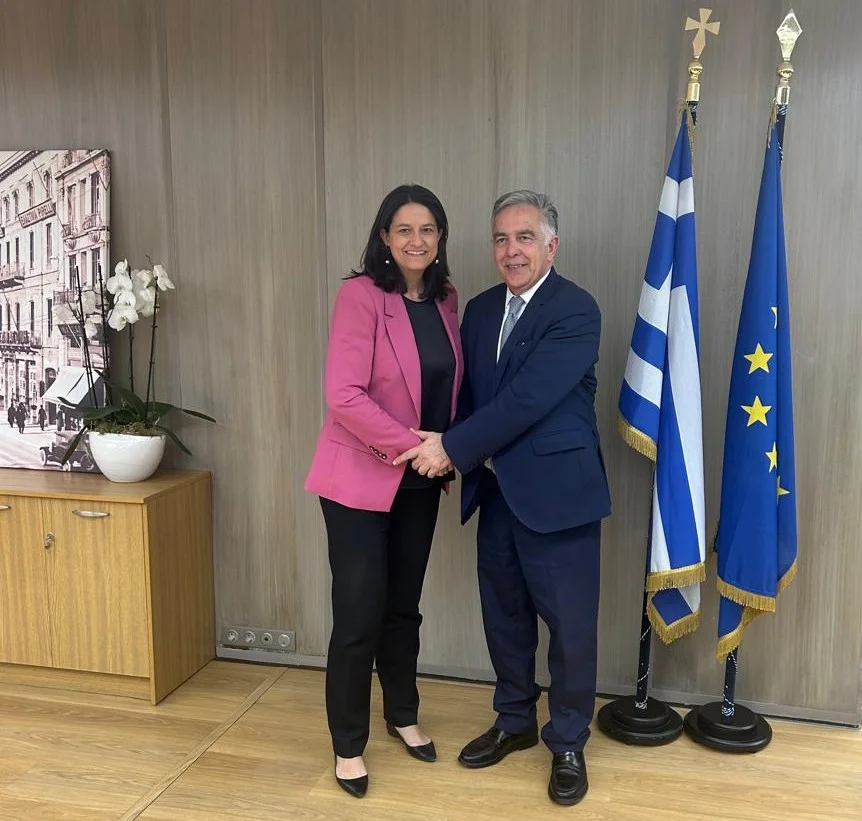 Συνάντηση του Βασίλη Α. Υψηλάντη με την Υπουργό Εργασίας Νίκη Κεραμέως