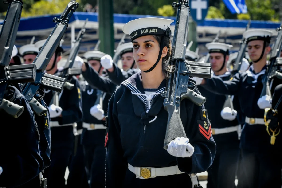 Νέο μισθολόγιο στις Ένοπλες Δυνάμεις – Κ. Μητσοτάκης: Θα δώσουμε σημαντικές αυξήσεις στους ένστολους