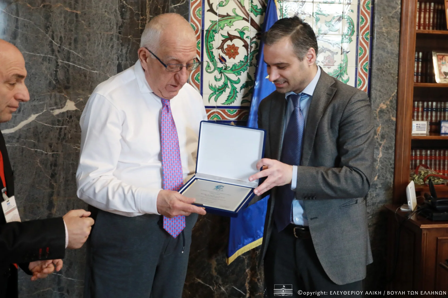 Συνάντηση της Ένωσης Συντακτών Επαρχιακού Τύπου με τον Πρόεδρο της Βουλής των Ελλήνων