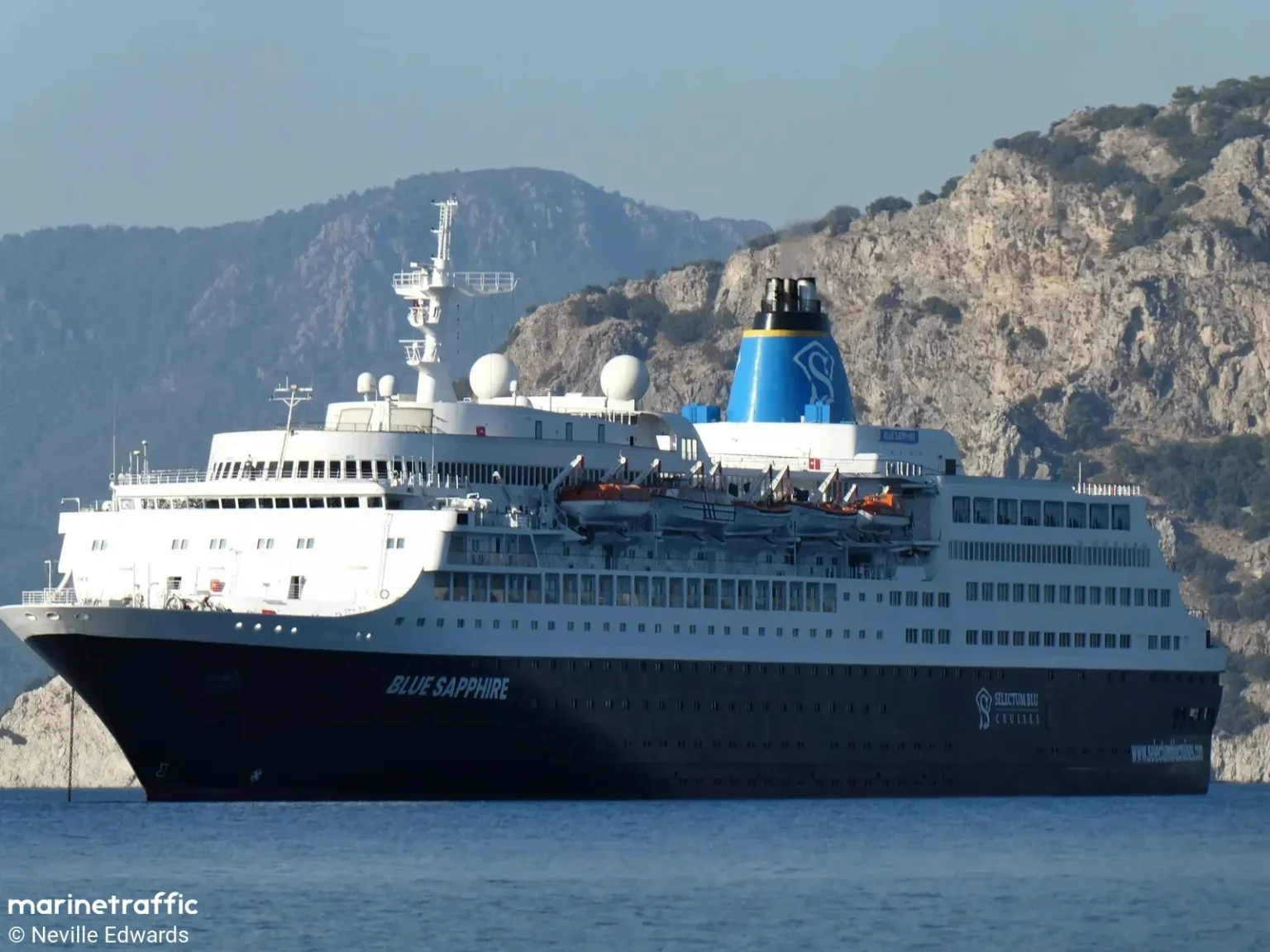Λέρος: Το Σάββατο 12 Απριλίου το κρουαζιερόπλοιο BLUE SAPPHIRE στο λιμάνι της Αγ. Μαρίνας!