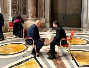 Τραμπ-Ζελένσκι συναντήθηκαν μέσα στην Βασιλική του Αγίου Πέτρου πριν από την κηδεία του Πάπα Φραγκίσκου