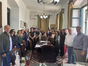 Leros: Senior High School pupils brief Mayor on environmental protection initiatives