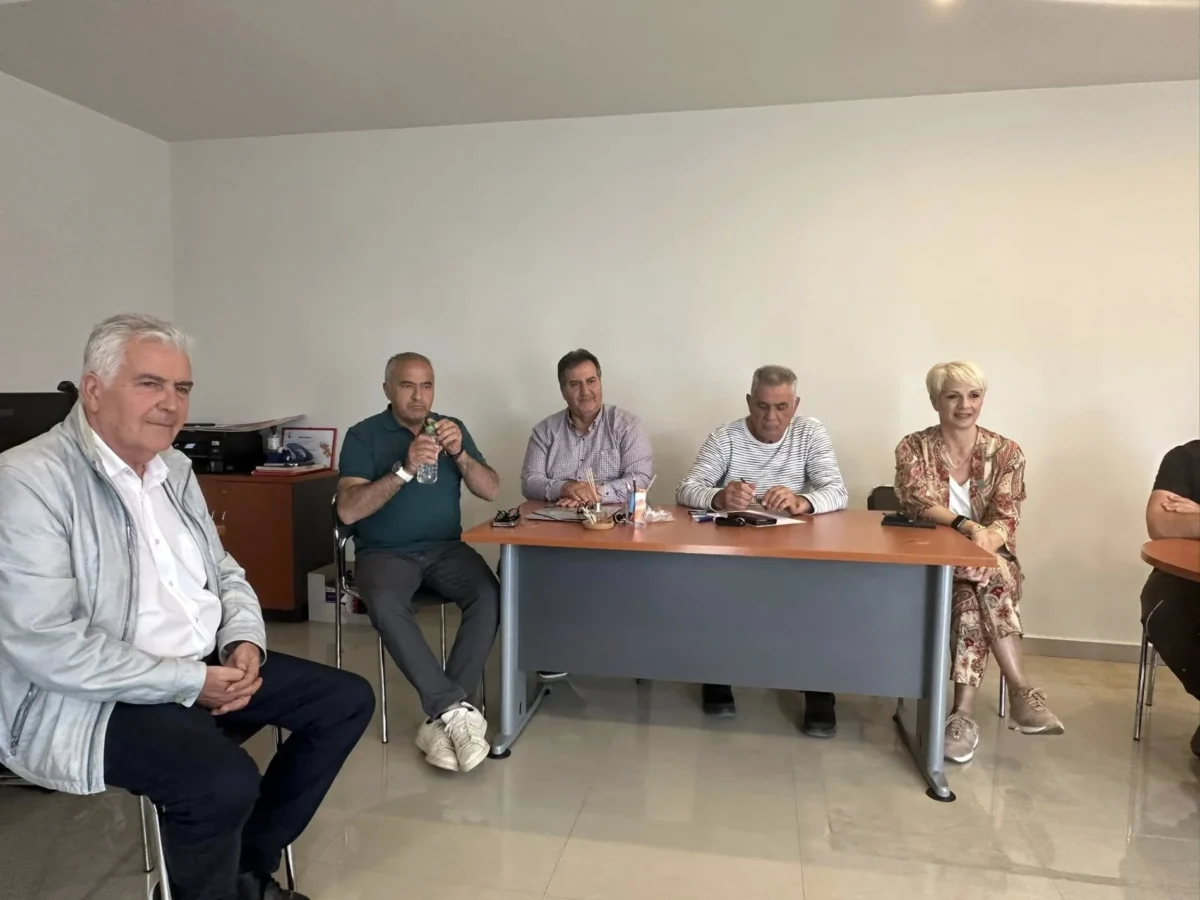 Λέρος: Η συνέντευξη Τύπου που παραχώρησε ο Δήμαρχος κ. Τιμόθεος Κωττάκης και οι δημοτικοί σύμβουλοι της συμπολίτευσης