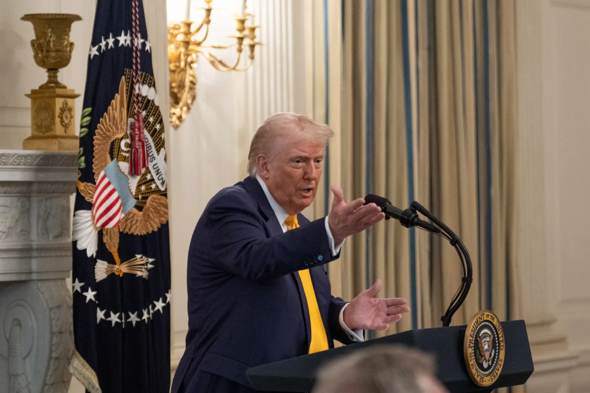 Φλέγεται η Μέση Ανατολή: Οι ΗΠΑ ετοιμάζουν στρατιωτική δράση στο Ιράν – Απομακρύνονται στρατιώτες από αμερικανικές βάσεις &#8211; Απειλές κατά Τραμπ