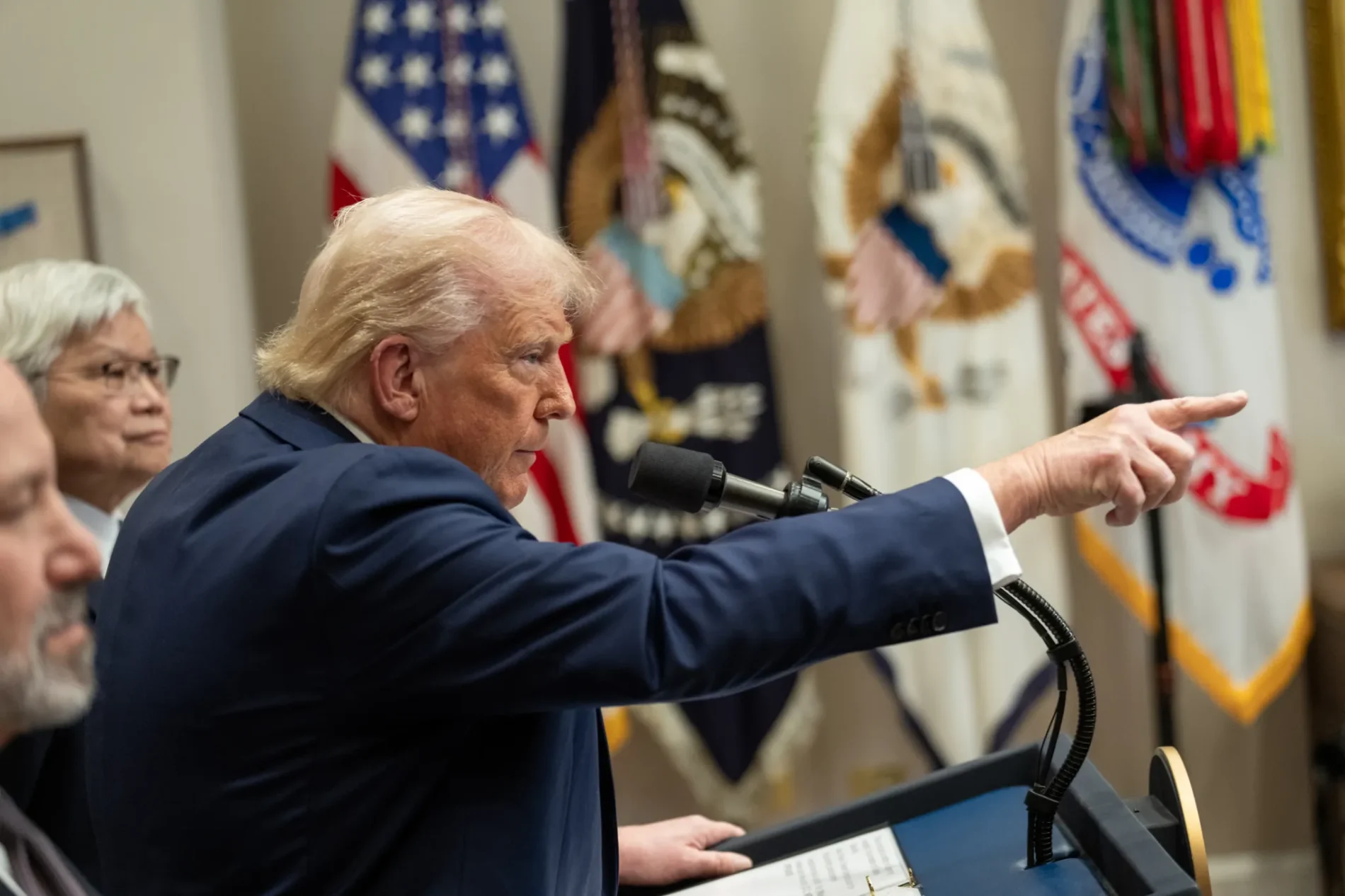 Συμφωνία-βόμβα Τραμπ για Γροιλανδία και Αρκτική &#8211; Άμυνα και ορυκτά στο επίκεντρο