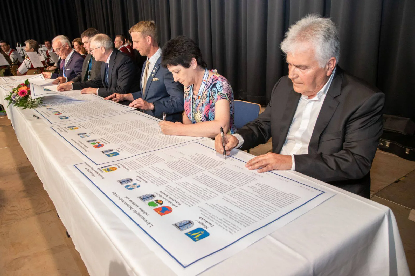 Δελτίο Τύπου για τα 25 χρόνια αδελφοποίησης Δήμου Λέρου – Δήμου Αschheim