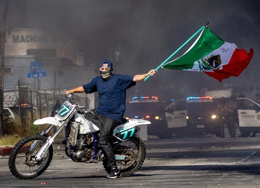 Αναταραχή στις ΗΠΑ: Σε στρατιωτικό κλοιό το Λος Άντζελες – Θα αναπτυχθούν 2.000 μέλη της Εθνοφρουράς