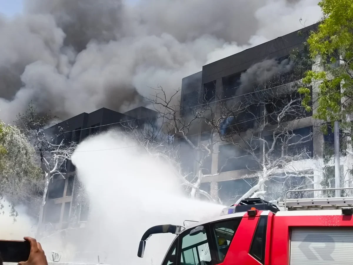 Ινδία: Συνετρίβη αεροπλάνο με 242 επιβάτες κατά την απογείωση