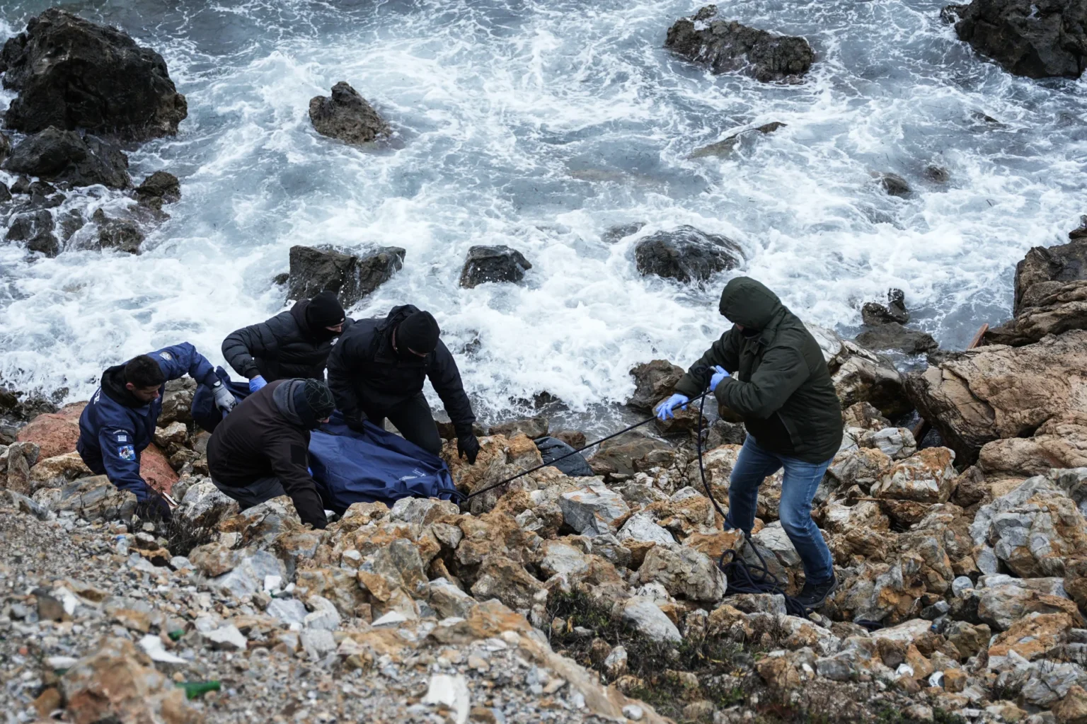 Από την Τουρκία στην Καλόλιμνο με 3.000 ευρώ το άτομο – Σώοι οι 27 αλλοδαποί