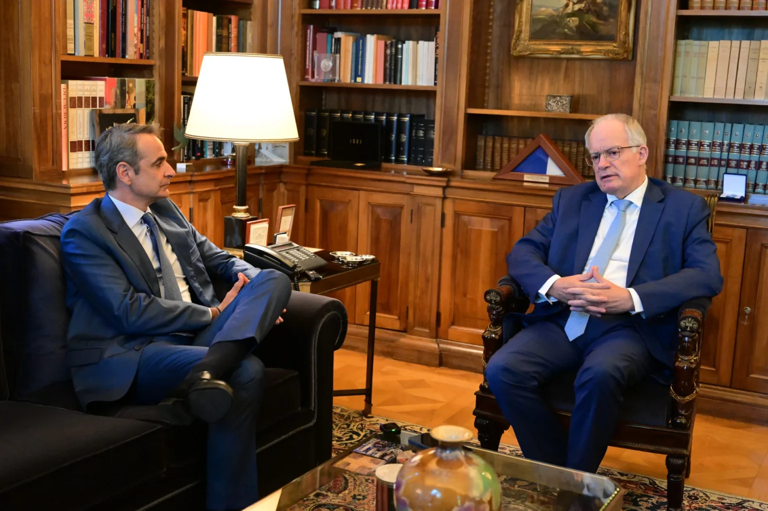 Μητσοτάκης: Πλοία του Πολεμικού Ναυτικού έξω από τη Λιβύη για τους μετανάστες &#8211; «Δεν θα κάνουν κουμάντο οι διακινητές για το ποιος μπαίνει στην Ελλάδα»