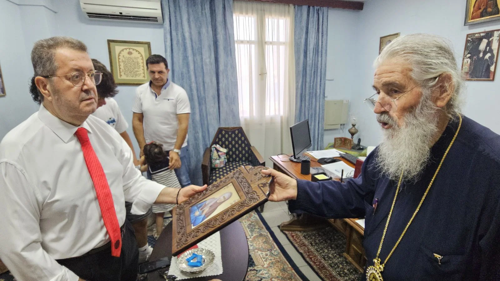 Λέρος: Τιμητική διάκριση της AHEPA στον Μητροπολίτη κ.κ. Παΐσιο