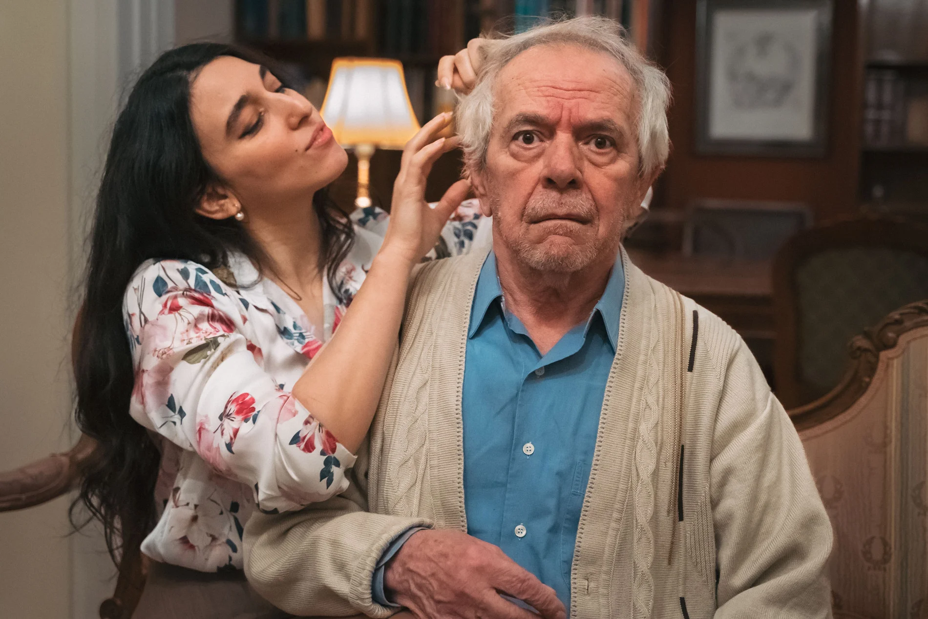 Λέρος: Θεατρική παράσταση “Χόρεψε με πατέρα” με τον Γιώργο Αρμένη