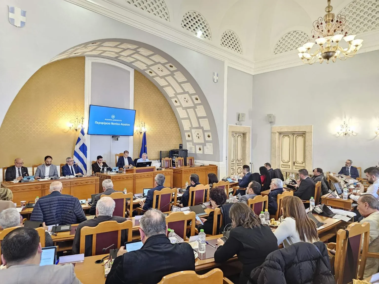 Στον &#8220;πάγο&#8221; βάζει η Περιφέρεια Ν. Αιγαίου έργα και δράσεις της Ρόδου λόγω της ασυνέπειας της ΔΕΥΑΡ