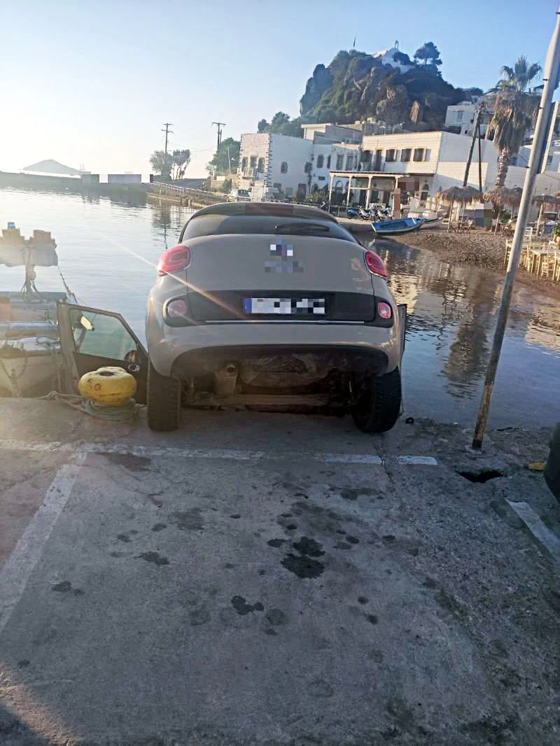 Πάτμος: Πτώση ΙΧΕ οχήματος στη θάλασσα