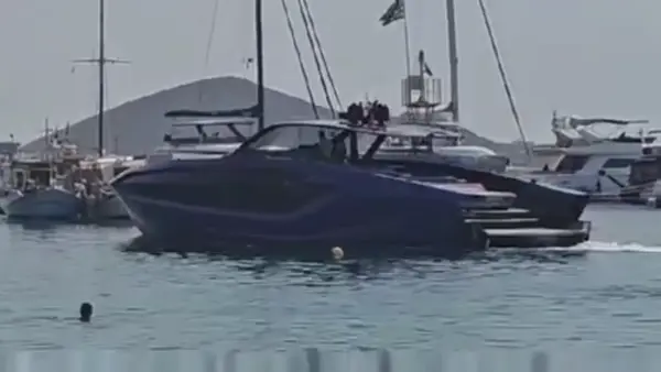 Στη Λέρο η &#8220;Lamborghini της θάλασσας&#8221; &#8211; Το υπερπολυτελές σκάφος των 4 εκατ. ευρώ