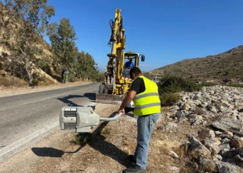 Λέρος: “Ξηλώθηκε” και αποκαθίσταται ο “ηλεκτροφωτισμός χωρίς μελέτη” στο Παρθένι