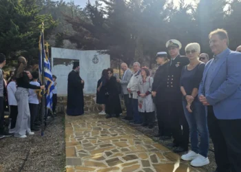 ΛΕΡΟΣ: Τρισάγιο στη μνήμη των 21 νεκρών του Α/Τ Αδρίας