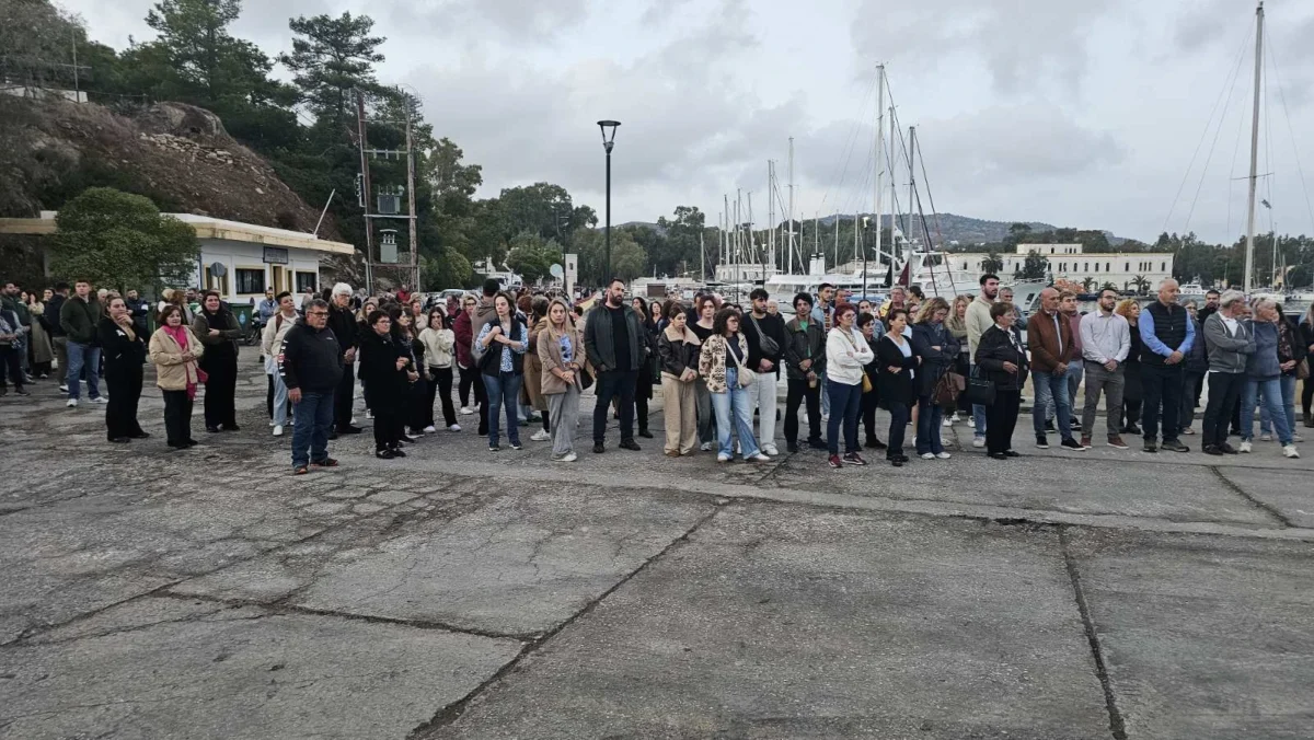 Λέρος: Μαζική συγκέντρωση διαμαρτυρίας στο Λιμάνι για την υποστελέχωση του Νοσοκομείου