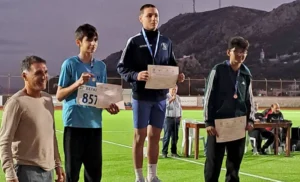 Λέρος: Ο Ηλίας Λεωνίδας πρώτος νικητής στο μήκος – ρεκόρ Αιγαίου όλων των εποχών!