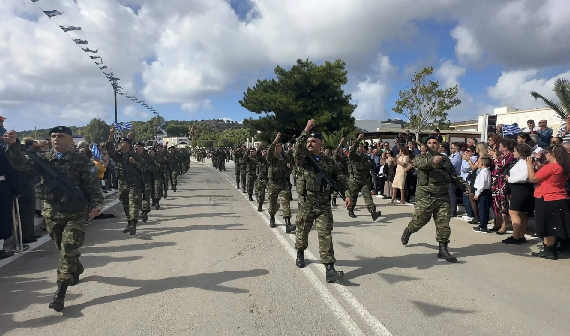 Λέρος: Με λαμπρότητα και παλμό ο εορτασμός της 28ης Οκτωβρίου [VIDEO]