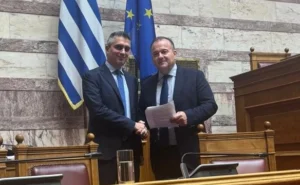 Γιάννης Παππάς: Ψηφίστηκε στη Βουλή, με νομοτεχνικές βελτιώσεις, ο διαχωρισμός των Τμημάτων Υπηρεσιών Επικοινωνιών, Πλοήγησης και Επιτήρησης (CNS) στα Δωδεκάνησα.