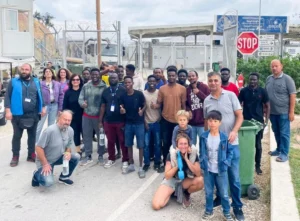 Λέρος: Εθελοντική καθαριότητα στον εξωτερικό χώρο της Κλειστής Ελεγχόμενης Δομής