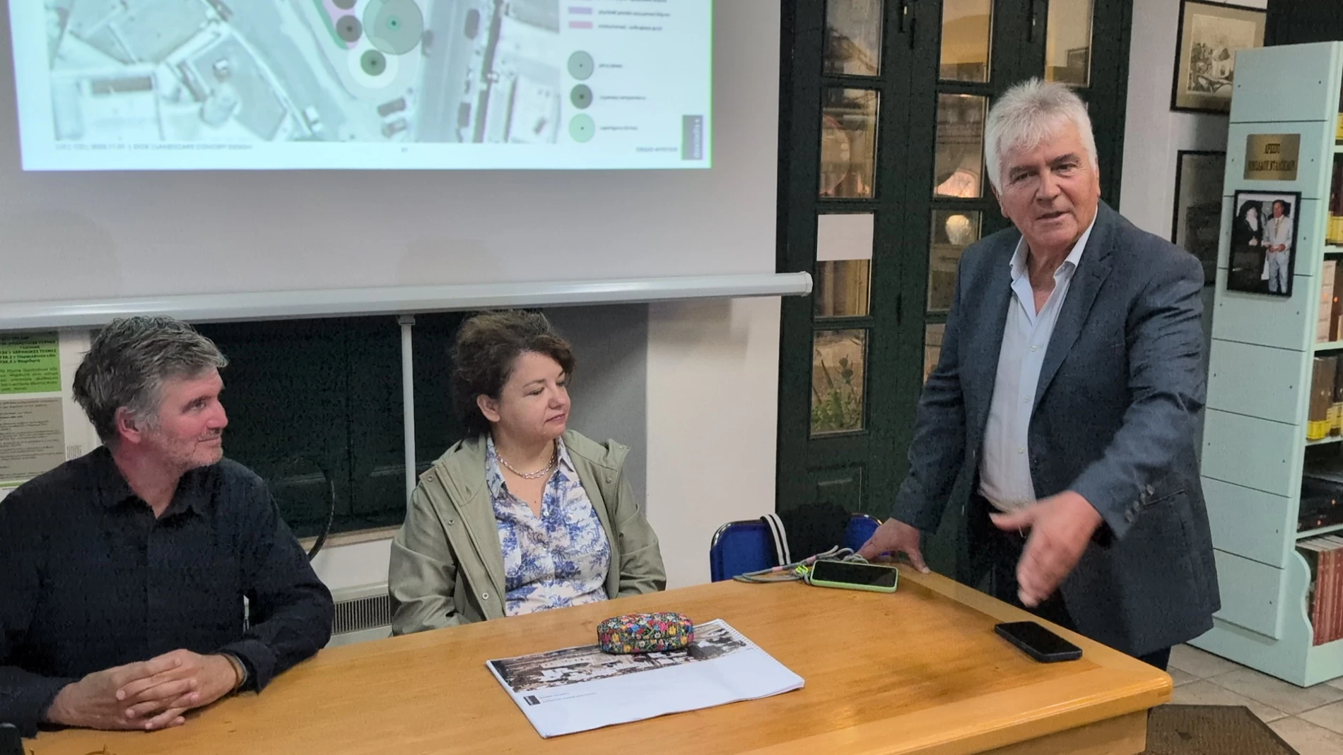 Λέρος: Πώς θα διαμορφωθεί το πάρκο έξω από την Εκκλησία του Αγ. Νικολάου στο Λακκί &#8211; Παρουσιάστηκε η προμελέτη [VIDEO]