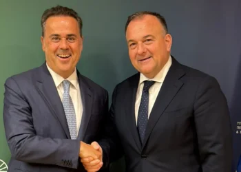 Συνάντηση Γιάννη Παππά με τον Υπουργό ΠΕΝ για Ενέργεια, Περιβάλλον και Υποδομές στα Δωδεκάνησα