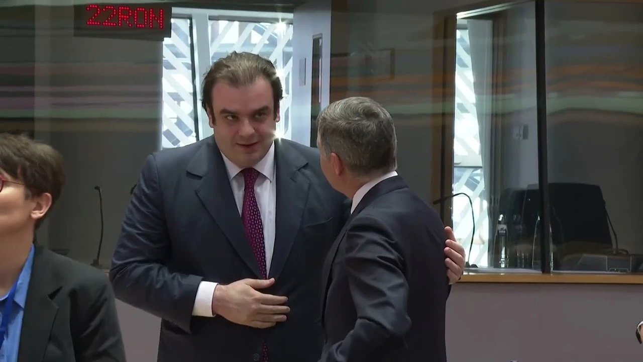 Ομόφωνα πρόεδρος του Eurogroup ο Κυριάκος Πιερρακάκης &#8211; Μετά την πρώτη ενδεικτική ψηφοφορία, αποσύρθηκε ο Βέλγος συνυποψήφιός του