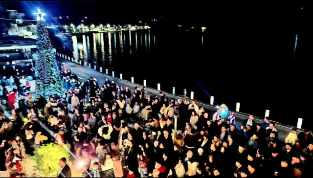 Πάτμος: Οι εκδηλώσεις για τη φωταγώγηση του Χριστουγεννιάτικου Δένδρου του Δήμου