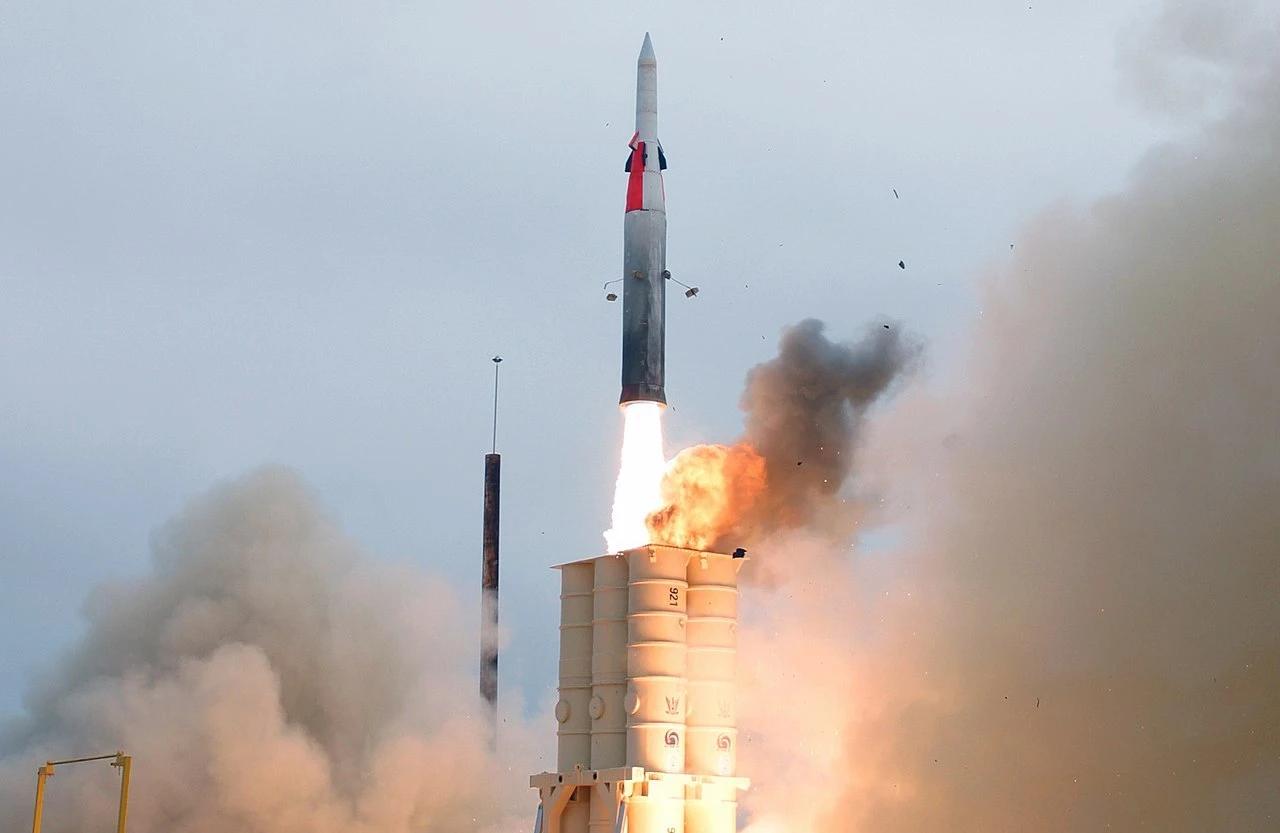 Ισραηλινές επιθέσεις σε πυρηνικές εγκαταστάσεις του Ιράν