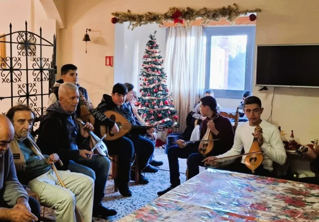 Λέρος: Παραδοσιακοί χοροί και δωρεά εξοπλισμού από το ΚΠΕΑ «ΑΡΤΕΜΙΣ» στο Ισιδώρειο Γηροκομείο