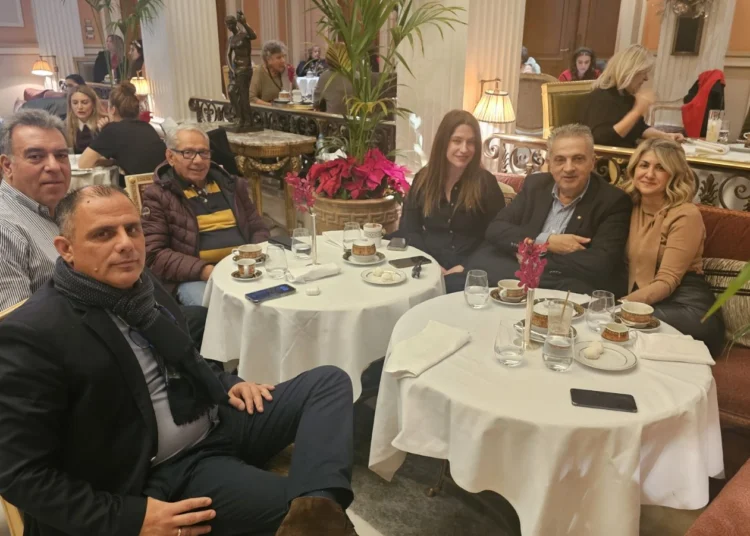 Από αριστερά -> Θ. Ασβεστάς, Μ. Κόνσολας, Ε. Ασβεστάς, Α. Ασπράκης