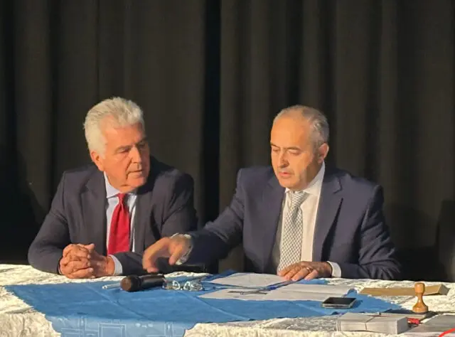 Δημοτικό Συμβούλιο Λέρου: Νέος Πρόεδρος ο Παναγιώτης Κουμπάρος – Ποιοι εκλέχτηκαν στο Προεδρείο και στην Οικονομική Επιτροπή