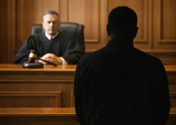 Θάνατος 50χρονου στη Λέρο: Στον Εισαγγελέα ο ανήλικος γιος – Ασκήθηκε ποινική δίωξη για ανθρωποκτονία