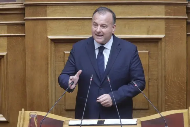 Γιάννης Παππάς: Κράτος με κανόνες στη μετανάστευση και αποφασιστική μάχη κατά των λαθροδιακινητών