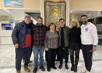 Νίκος Σπύρου: Η Λέρος ενώνει – Συγκινητική επίσκεψη στην Πανελλήνια Ένωση Λερίων