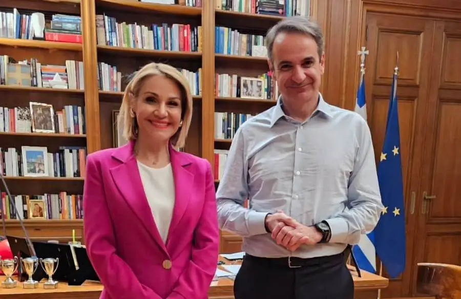 Συνάντηση Μίκας Ιατρίδη με τον Πρωθυπουργό Κυριάκο Μητσοτάκη στο Μέγαρο Μαξίμου