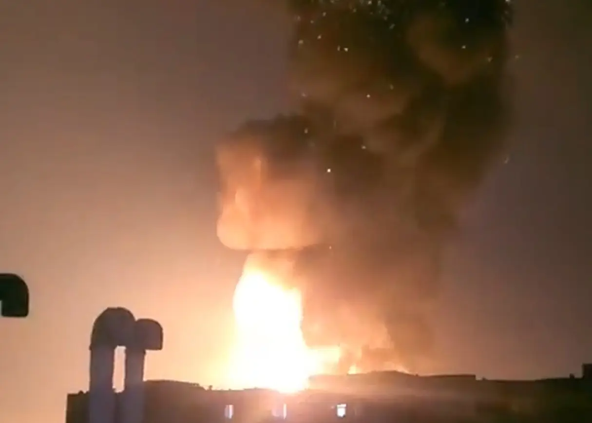 Σφοδρή επίθεση του Ισραήλ σε πετρελαϊκές εγκαταστάσεις στην Τεχεράνη