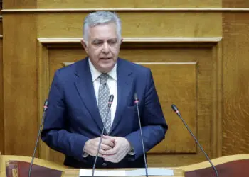 Ο Βασίλης Α. Υψηλάντη στην Ολομέλεια της Βουλής ζήτησε τη μέριμνα του κράτους στο ενδεχόμενο αυξήσεων σε ακτοπλοϊκά και αεροπορικά εισιτήρια στα νησιά λόγω του πολέμου